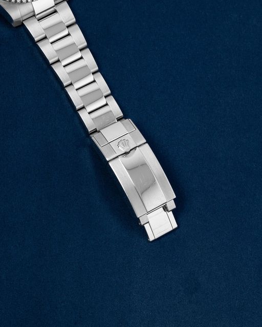 Rolex GMT Master II 116710 BLNR Image 4